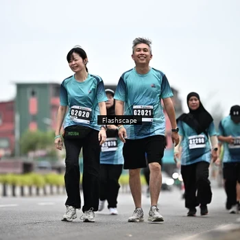 Runner Photo 8937521