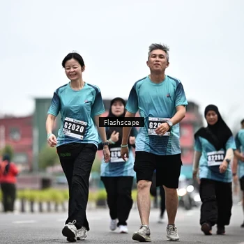 Runner Photo 8937563
