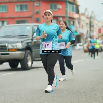 Runner Photo 8937619