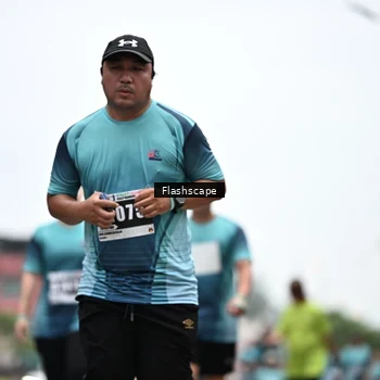 Runner Photo 8937676