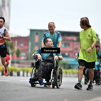 Runner Photo 8937813