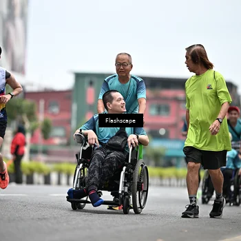 Runner Photo 8937861