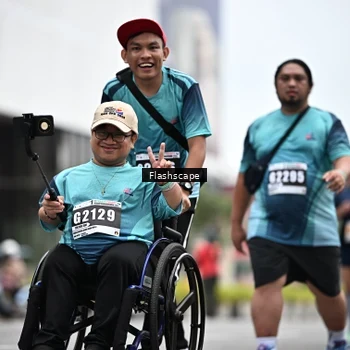 Runner Photo 8937964