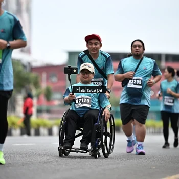 Runner Photo 8937970