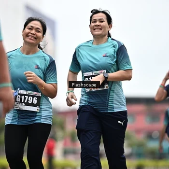 Runner Photo 8938001