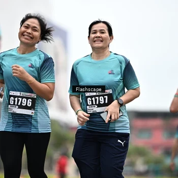 Runner Photo 8938028
