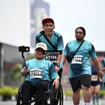 Runner Photo 8938029