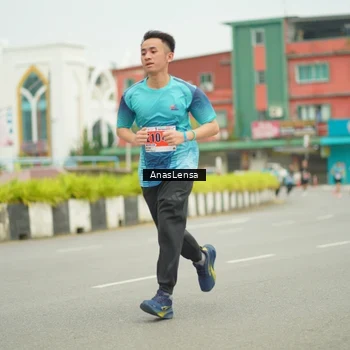 Runner Photo 8938103