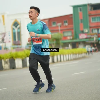 Runner Photo 8938127