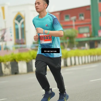 Runner Photo 8938138