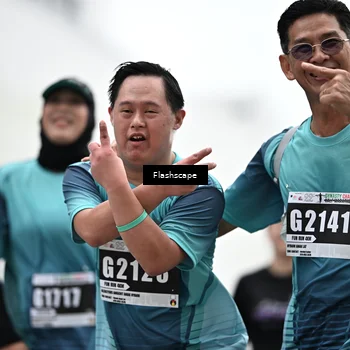 Runner Photo 8938285