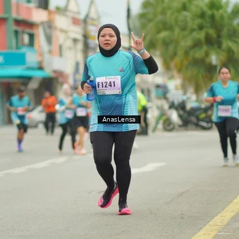Runner Photo 8938387