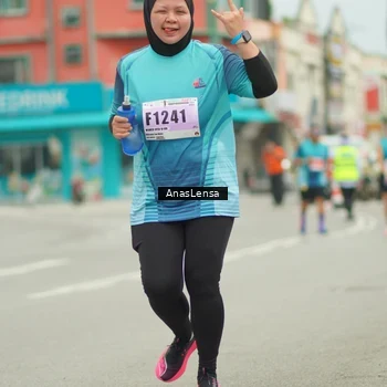 Runner Photo 8938499