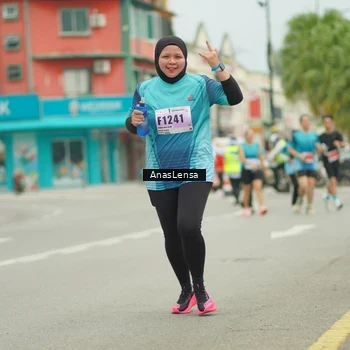 Runner Photo 8938506