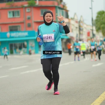 Runner Photo 8938518