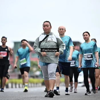 Runner Photo 8938545