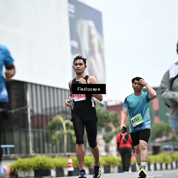 Runner Photo 8938585