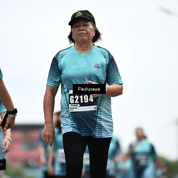Runner Photo 8938696