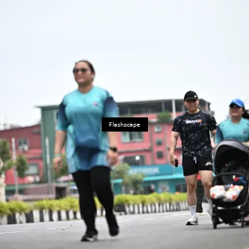Runner Photo 8938744