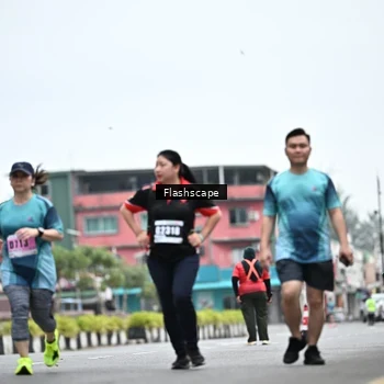 Runner Photo 8938782
