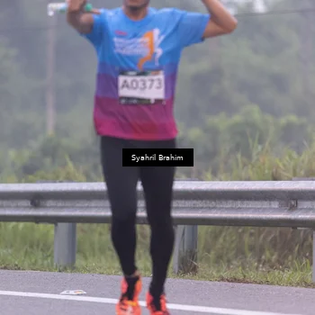 Runner Photo 8938798