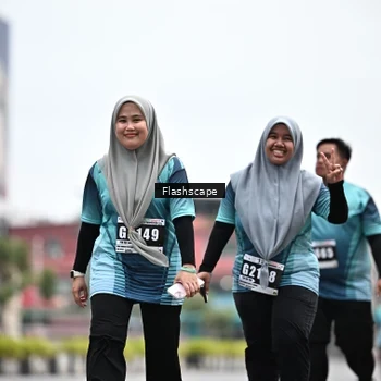 Runner Photo 8938895
