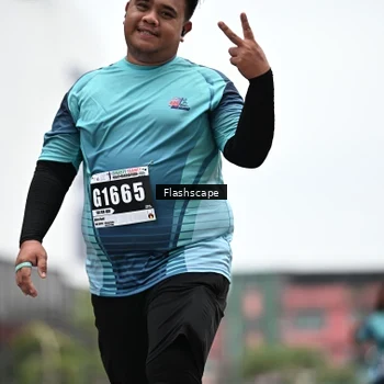 Runner Photo 8938901