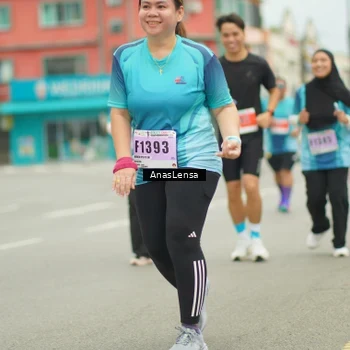 Runner Photo 8938940