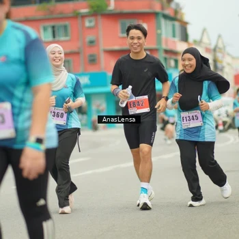 Runner Photo 8938945