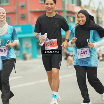 Runner Photo 8938956