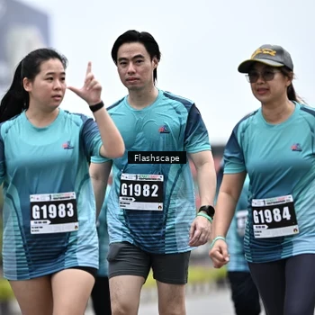 Runner Photo 8938976