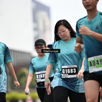 Runner Photo 8939360