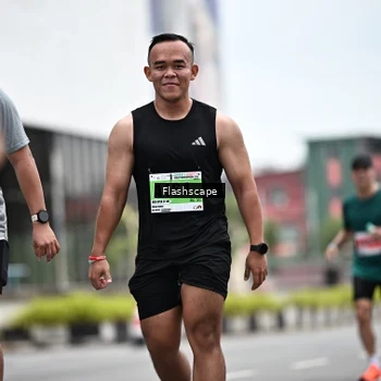 Runner Photo 8939412