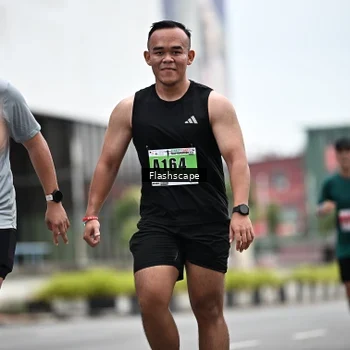Runner Photo 8939443