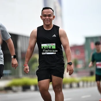 Runner Photo 8939454