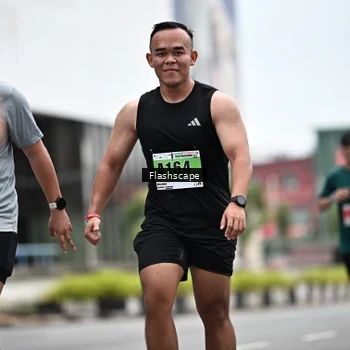 Runner Photo 8939480