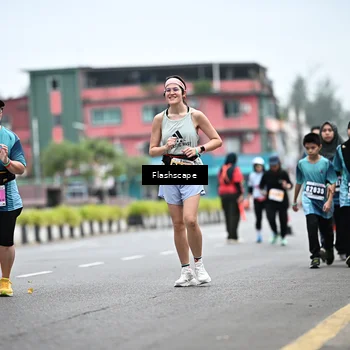 Runner Photo 8939531
