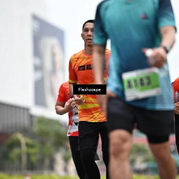 Runner Photo 8939793