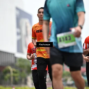 Runner Photo 8939798