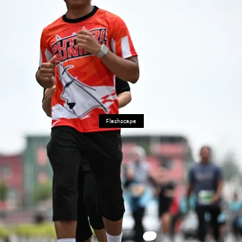 Runner Photo 8939882