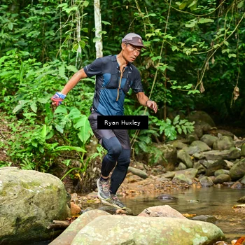 Runner Photo 8940002
