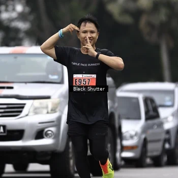 Runner Photo 8940018