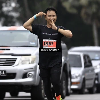 Runner Photo 8940028