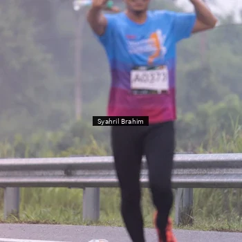 Runner Photo 8940100