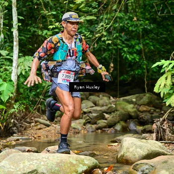 Runner Photo 8940321