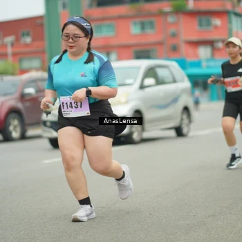 Runner Photo 8940521