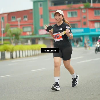 Runner Photo 8940524