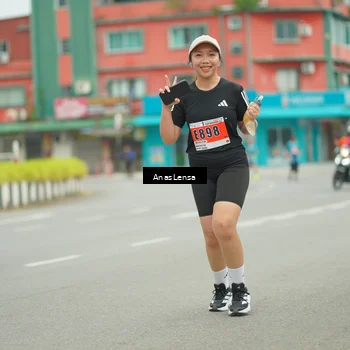 Runner Photo 8940537