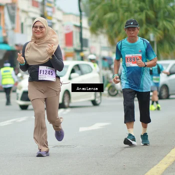 Runner Photo 8940652