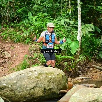Runner Photo 8940666